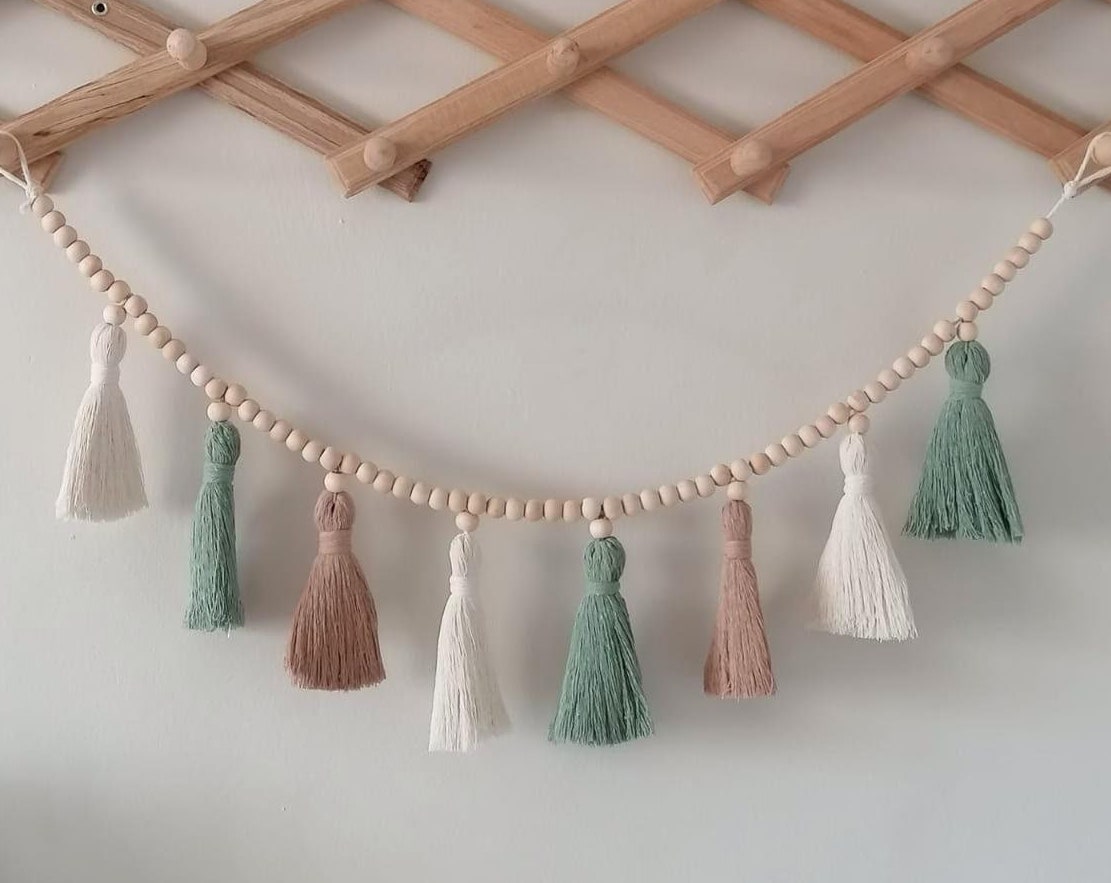 Tassel Macrame Garland , Boho  - огляд і ціна Baby Nursery Garland